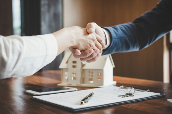 How to minimise your risk of property chain collapse